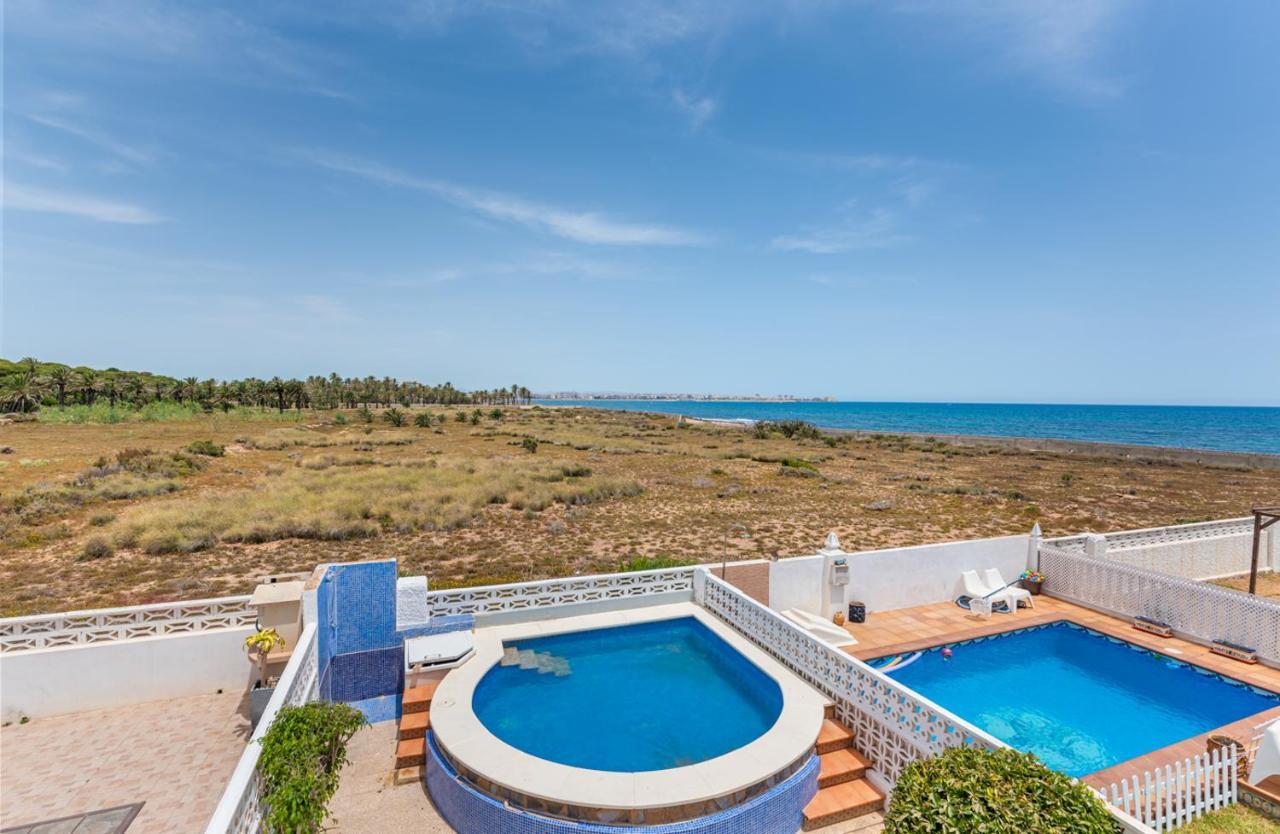 فيلا Beautiful House With Sea Views And Private Pool تورّيفيِخا المظهر الخارجي الصورة