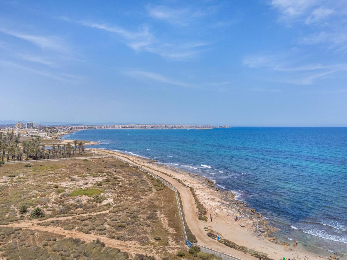فيلا Beautiful House With Sea Views And Private Pool تورّيفيِخا المظهر الخارجي الصورة